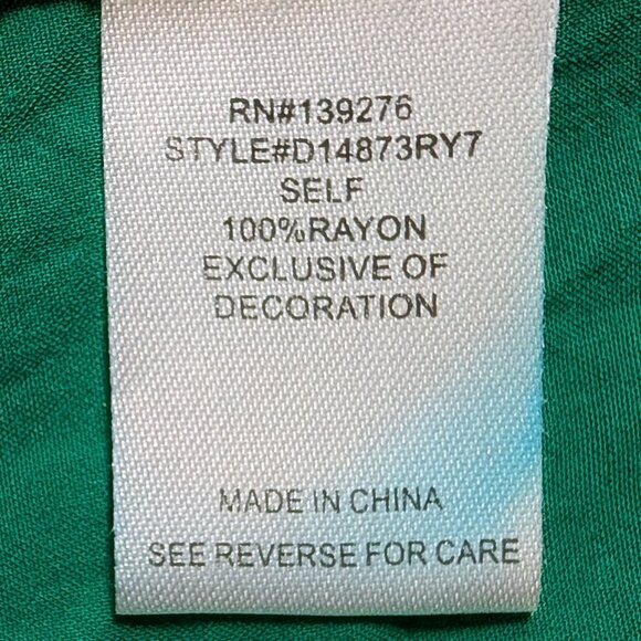 Daniel Rainn Bernal Split Neck Blouse in Emerald Green - Picture 5 of 10